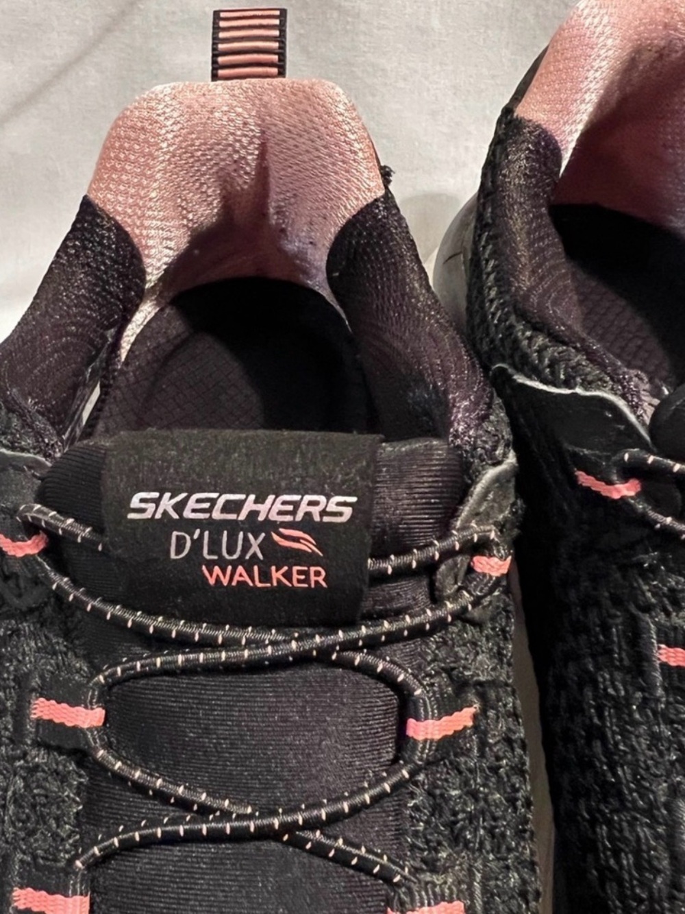 Skechers D'LUX Walker Black with Pink Accent Women's Sneakers - Picture 2 of 8